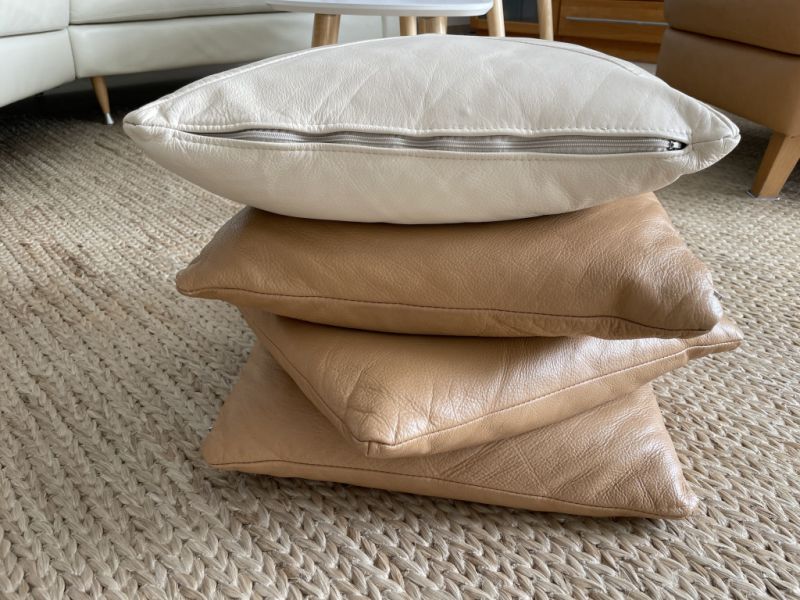 Cojín de cuero suave