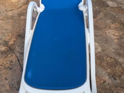 Tumbona, azul/blanca