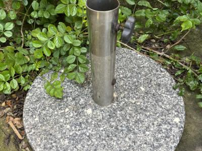 Base para parasol de piedra