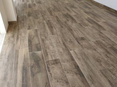 Spezialist für Feinsteinzeug und Großformat, Dekton XXL | Professionelle Verlegung