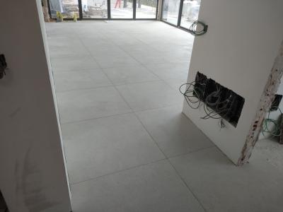 Spezialist für Feinsteinzeug und Großformat, Dekton XXL | Professionelle Verlegung