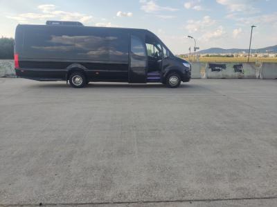 Sprinter 519 Komfort 24 Plätze, Neuwertig 4500km AC, Klima Schlafsesseln