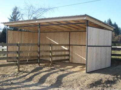 Cuadras cobertizos techos  instalaciones hípicas