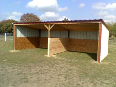 Cuadras cobertizos techos  instalaciones hípicas