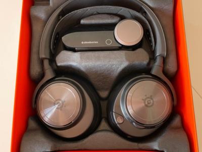 Steelseries Arctis Nova Pro Wireless for PC & PlayStation