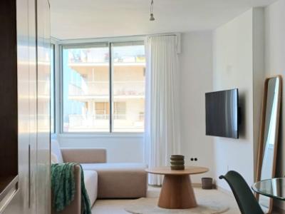 Estudio con vistas panorámicas al mar en Cala Major