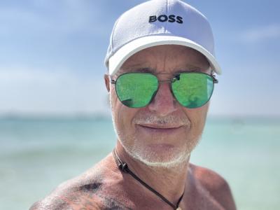 Busco un/a motociclista simpático/a para salidas ocasionales por la isla