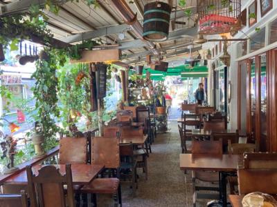 Seguimos buscando ayuda en nuestro restaurante