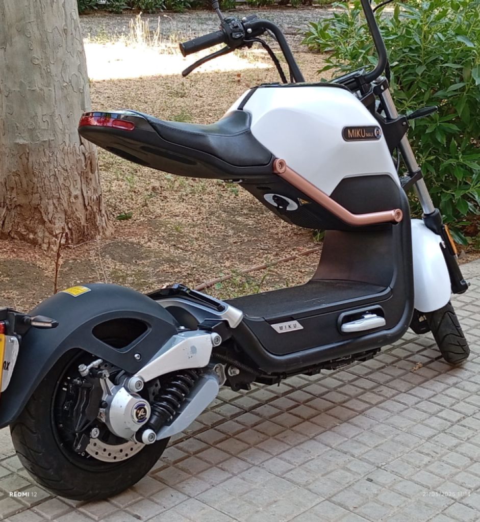 SUNRA Miku Max 49e Elektromotorrad