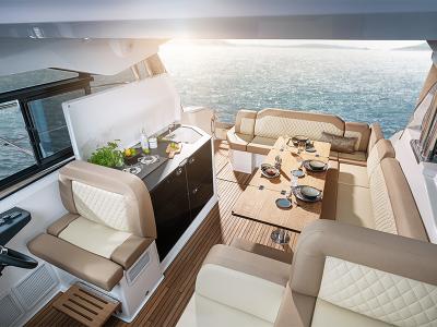 Charter de día con patrón – Bavaria SR36