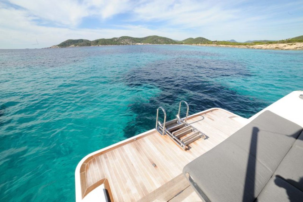 Chárter de día con patrón – FJORD 40 Open desde Cala d’Or