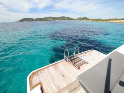 Chárter de día con patrón – FJORD 40 Open desde Cala d’Or