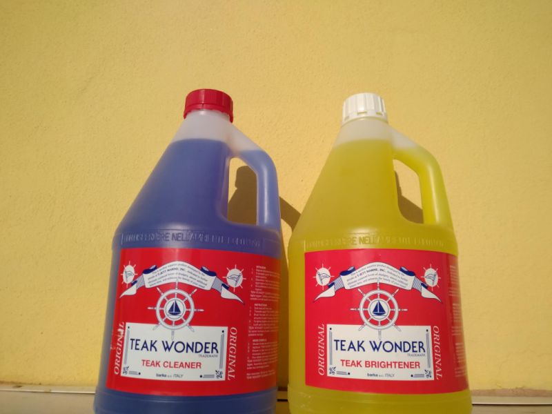 Teak Cleaner und Brightener von TEAK WONDER