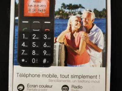 Teléfono móvil Telefunken con botones grandes