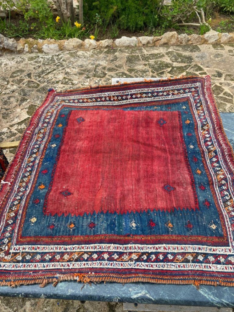 Alfombra kilim pequeña antigua de Marruecos