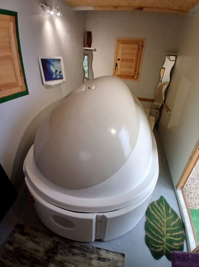 Tiny House con Float Tank – Venta como paquete completo