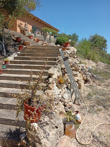 Pequeña finca con fantásticas vistas y tranquilidad