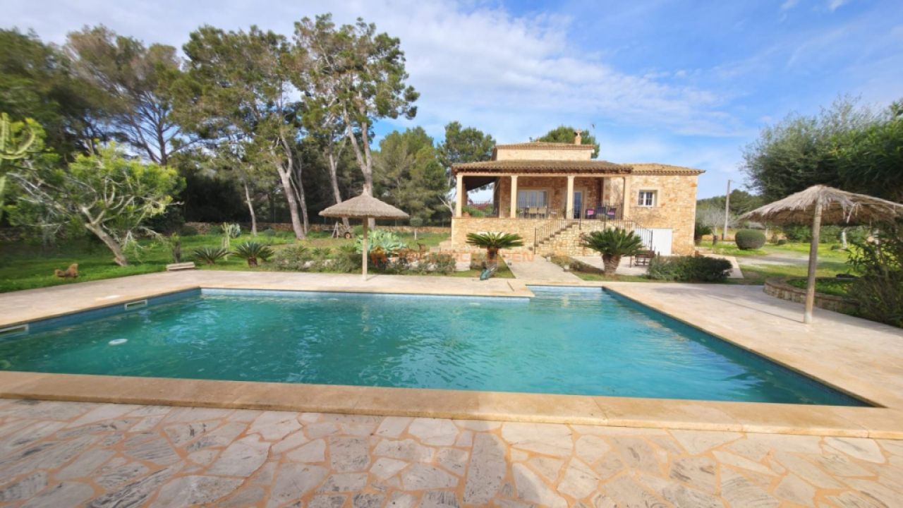 Excelente ubicación cerca de Cala sa Nou — finca para alquiler a largo plazo