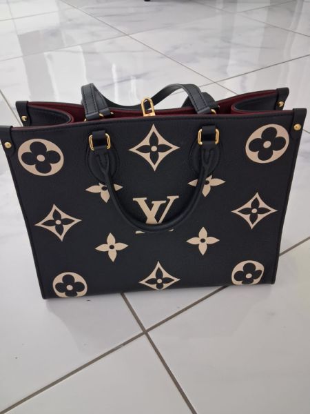 TOP !!!!   LV Tasche, Größe M, wie neu, keine Gebrauchspuren