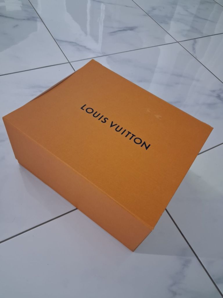 TOP !!!!   LV Tasche, Größe M, wie neu, keine Gebrauchspuren