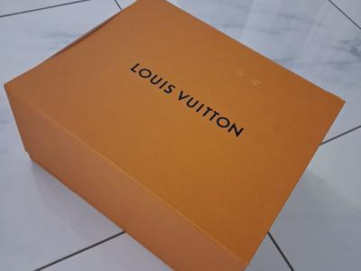 TOP !!!!   LV Tasche, Größe M, wie neu, keine Gebrauchspuren