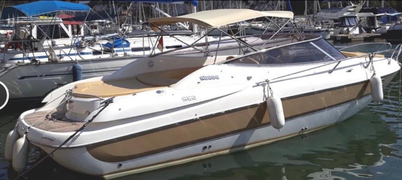 Top Motor Yacht en venta