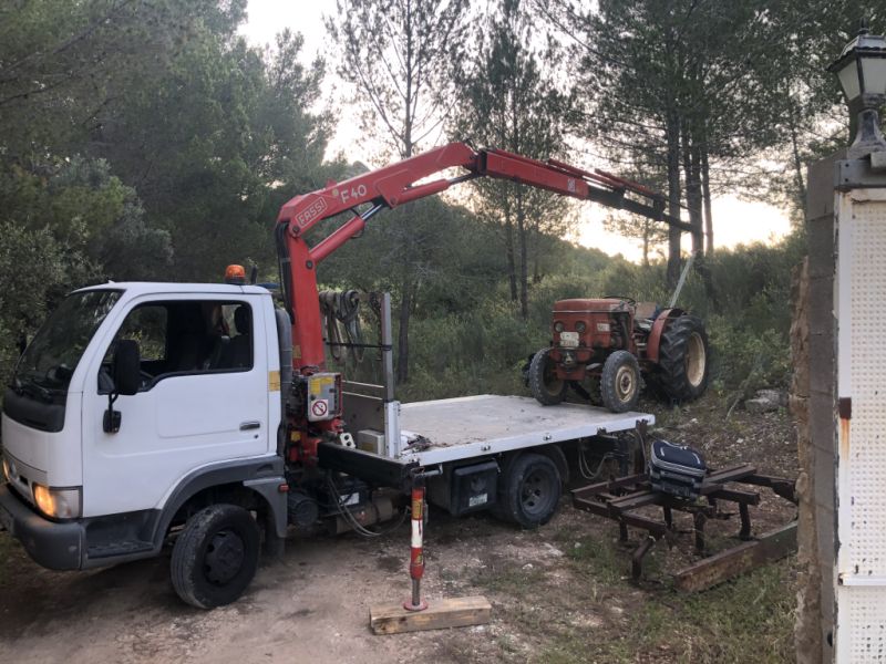 Transportes y mudanzas