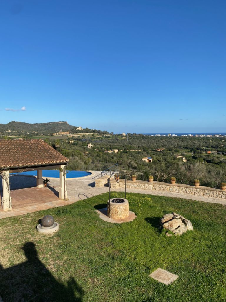 Dream finca with unique sea views in a quiet hillside location