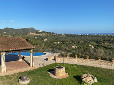 Dream finca with unique sea views in a quiet hillside location