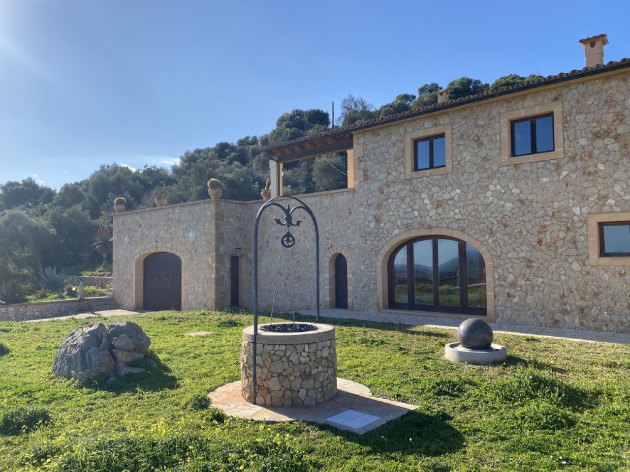 Dream finca with unique sea views in a quiet hillside location