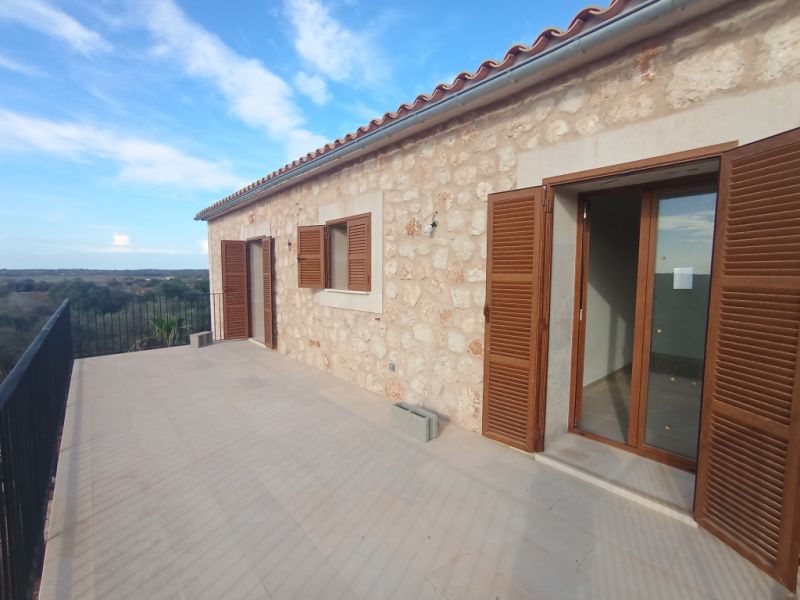 Finca de ensueño - obra nueva - con 5 dormitorios y muchas extras cerca de Santanyi --- F 06 VK