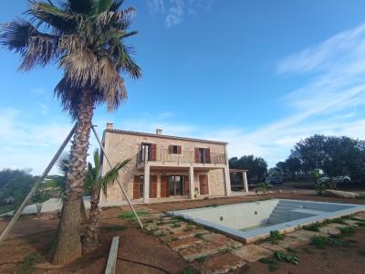 Finca de ensueño - obra nueva - con 5 dormitorios y muchas extras cerca de Santanyi --- F 06 VK