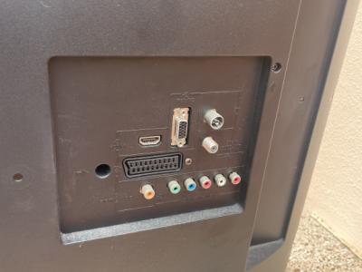 TV - Televisor Toshiba con mando a distancia