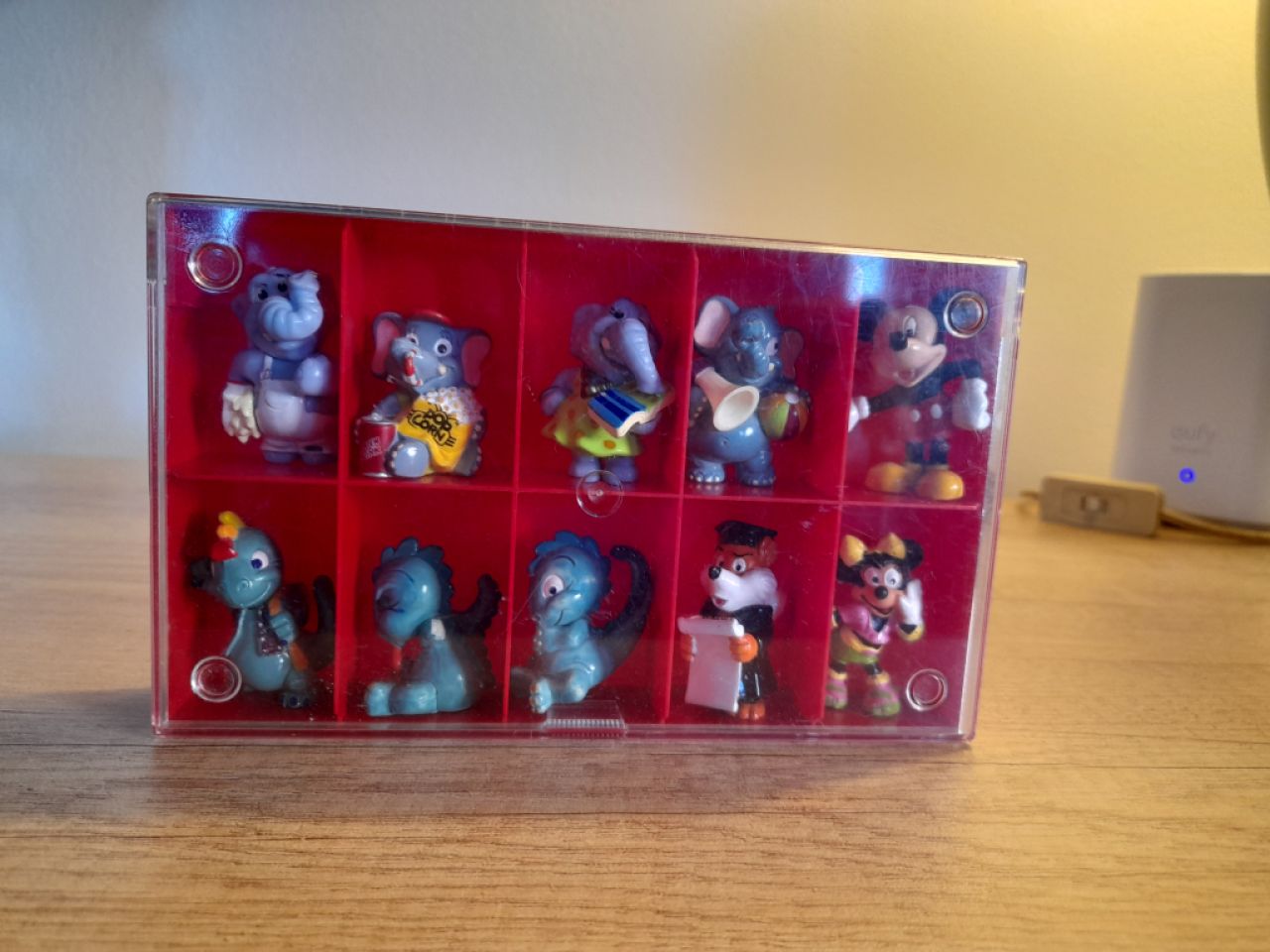 Figuras de huevos sorpresa