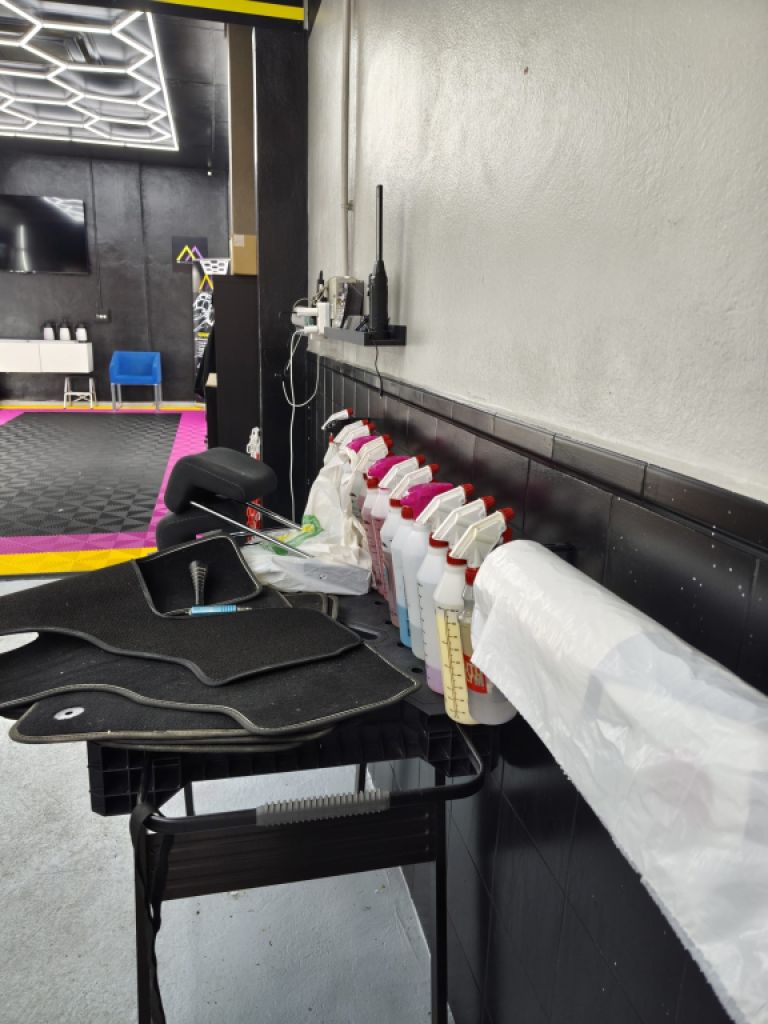 Übernahme eines Luxus-Autowaschbetriebs in der Carrer Joan Alcover in Palma