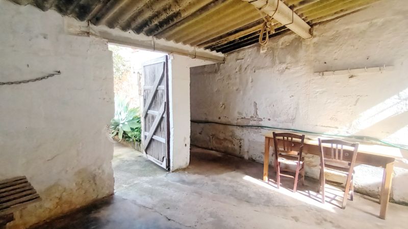 Verkauf eines 2 Etagendorfhauses mit Garage und Innenhof in Es LLombards - Santanyi -  DH 08 VK