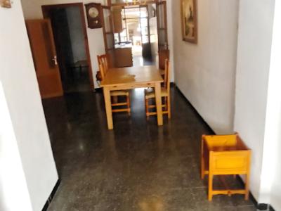 Verkauf eines 2 Etagendorfhauses mit Garage und Innenhof in Es LLombards - Santanyi -  DH 08 VK