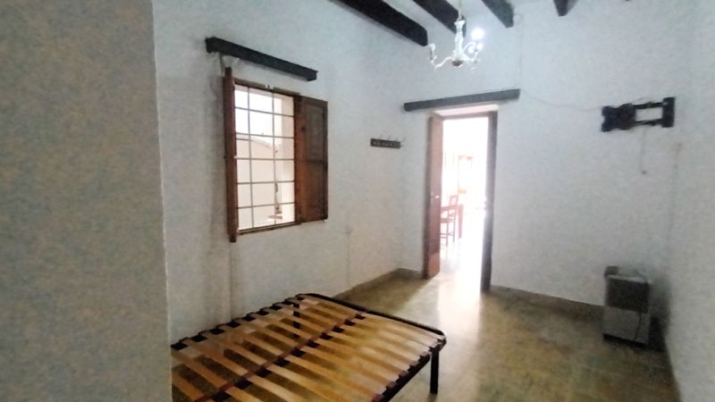 Verkauf eines 2 Etagendorfhauses mit Garage und Innenhof in Es LLombards - Santanyi -  DH 08 VK