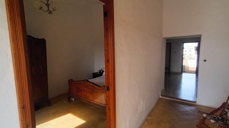 Verkauf eines 2 Etagendorfhauses mit Garage und Innenhof in Es LLombards - Santanyi -  DH 08 VK