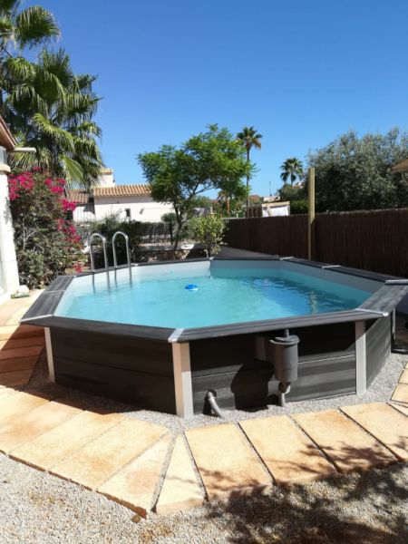 Vendo piscina exterior WPC barata