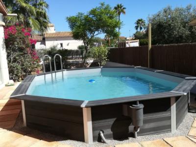 Vendo piscina exterior WPC barata