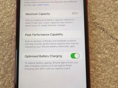 Verkaufe: iPhone SE 2020 – 64 GB – (Product RED) – top Zustand