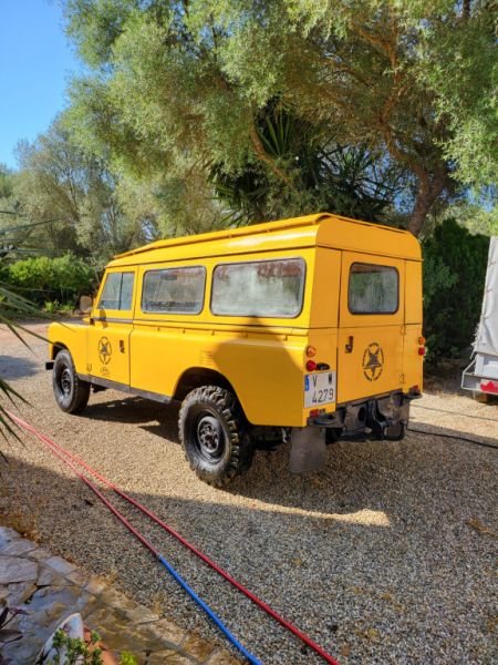 Verkaufe Landrover Defender