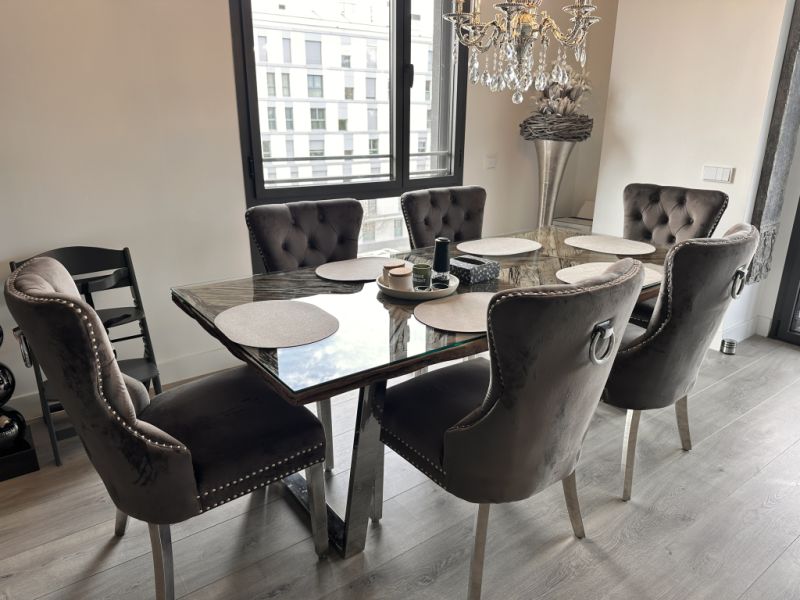 Verkaufe meine hochwertige Designer - Tischgruppe in sehr gutem Zustand