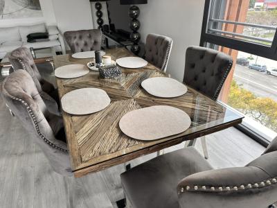 Verkaufe meine hochwertige Designer - Tischgruppe in sehr gutem Zustand