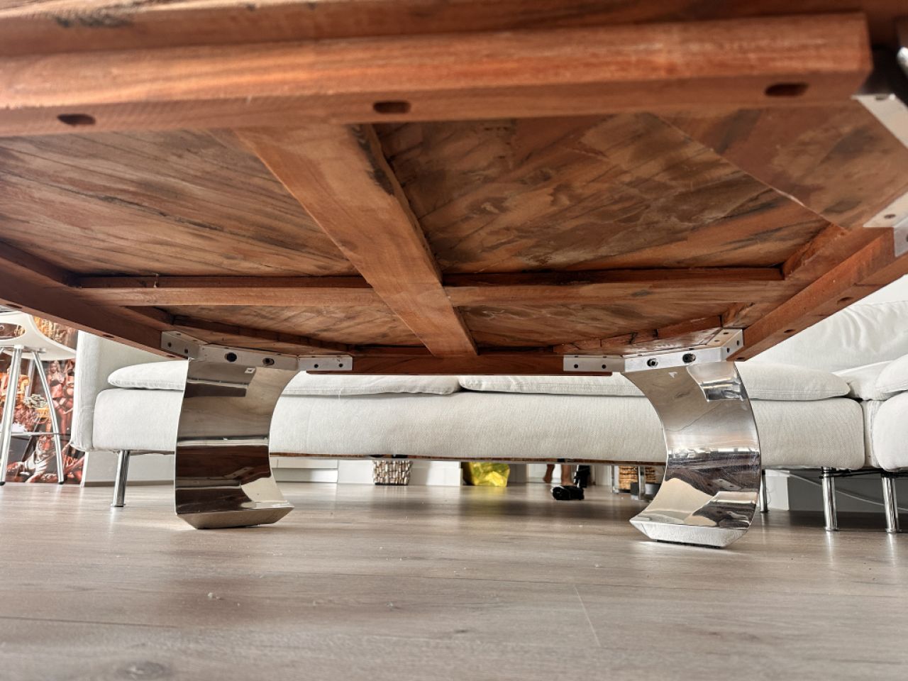 Verkaufe meinen hochwertigen Wohnzimmertisch in sehr gutem Zustand