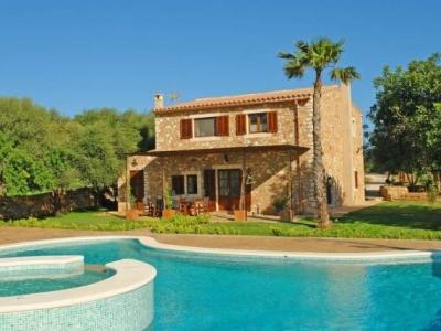 Vermietung rustikale Finca mit großem Pool, 2 Doppelzimmer, Cas Concos