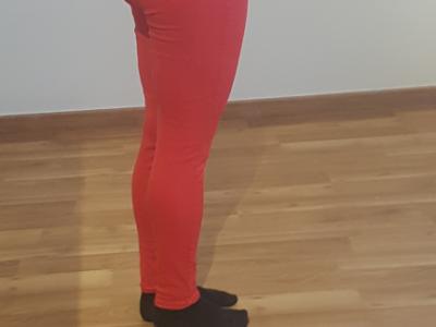 Verschiedene Hosen – neu und ungetragen