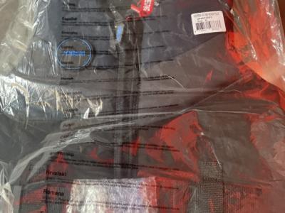 Varios chalecos salvavidas