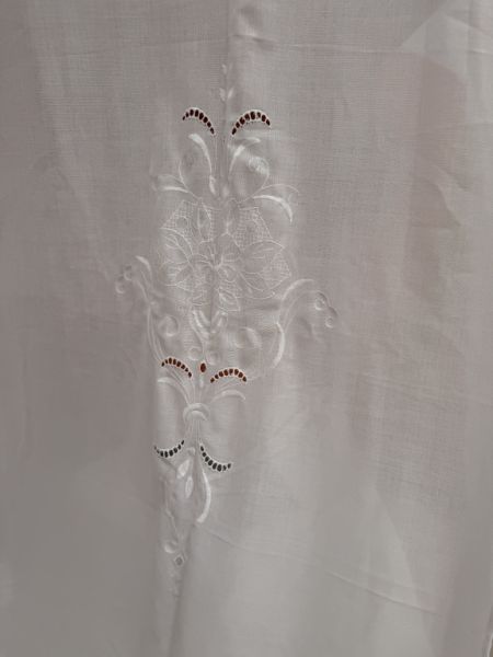 Muchas cortinas diferentes